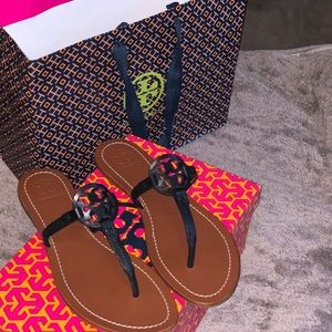 Tori Burch Sandals size7 1/2.
